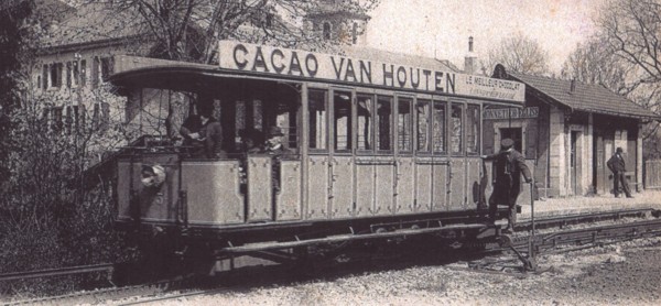 Voiture automotrice n° 3 en aval de Monnetier-Eglise