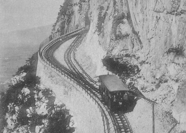 Évitement du tunnel (v. 1906)