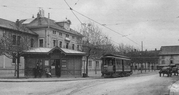 Place de l'Hôtel-de-Ville