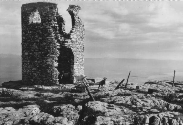 La tour Bastian au Grand Piton (Etat 4)