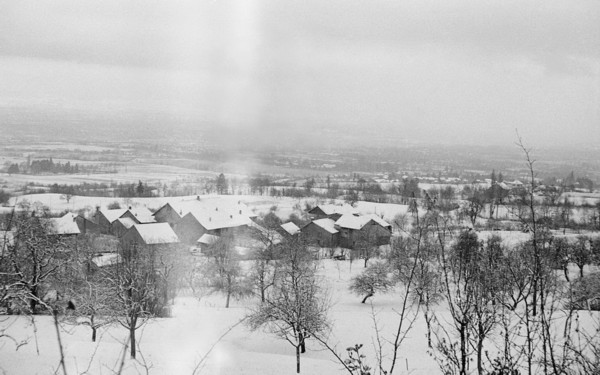 Village de Blécheins sous la neige (février 1951)