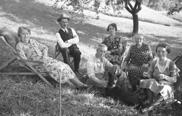 Visite de la famille (juillet 1934)