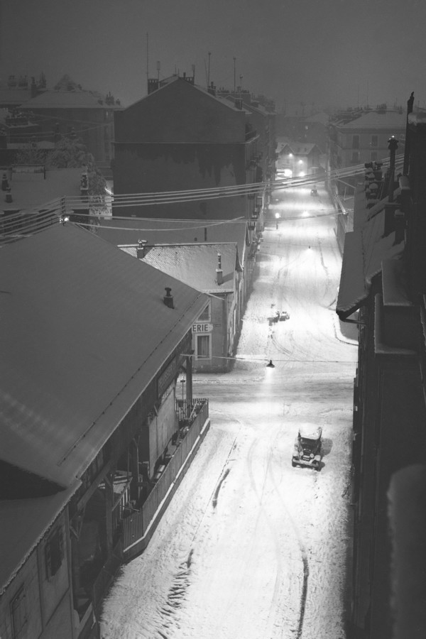 Rue du Vuache de nuit (mars 1937)