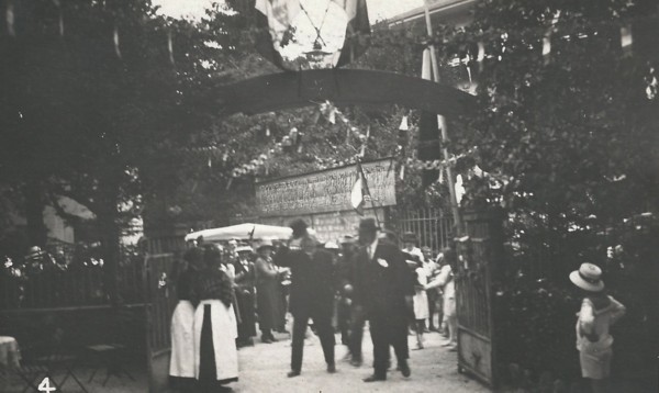 Inauguration du monument aux morts de Monnetier (1921)