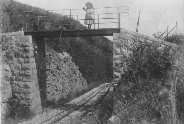 Le pont n° 1 du chemin de fer du Salève (v. 1900)