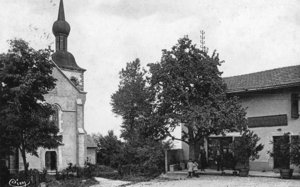Place de l’église de Vers (2/3)