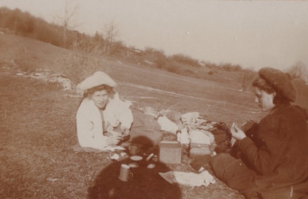 Les sœurs Yung au Salève (1909)