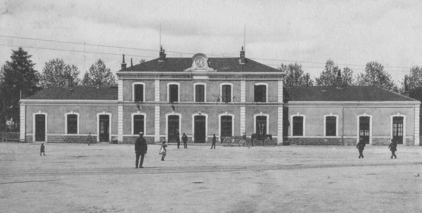 Place de la gare à Annemasse (v. 1900)