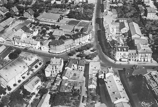 Place Nationale (1/17)