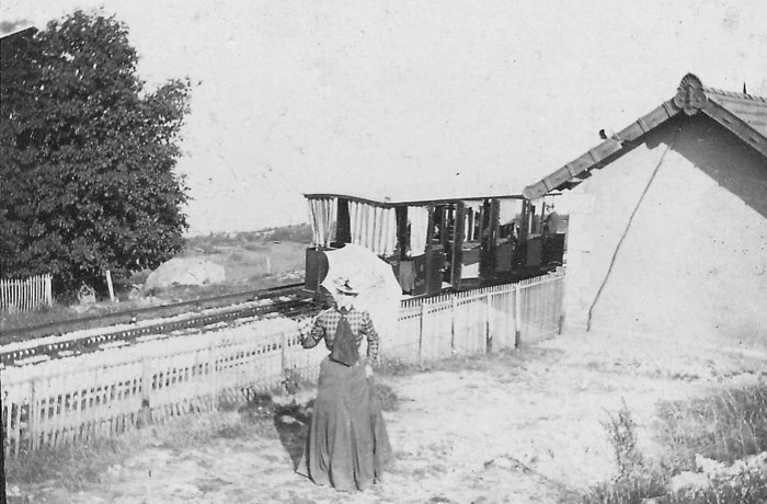 Les rideaux rayés de l’automotrice