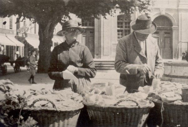 Les herboristes « Courtois d'Humilly » à Genève (entre 1920 et 1924)