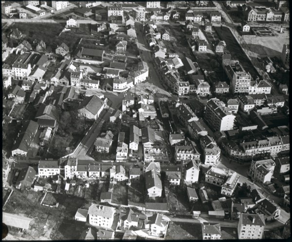 Vue aérienne du centre d’Annemasse (v. 1930)