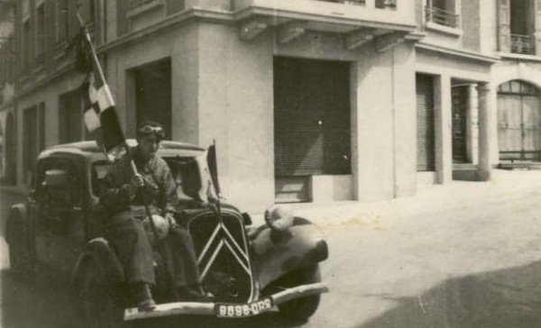 Maquisard après la libération (août 1944)