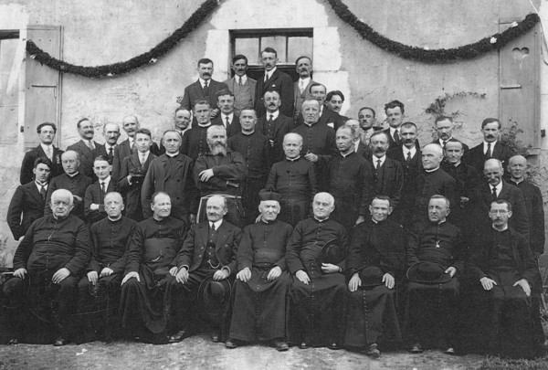 Noces d'or du curé A. Favre (1928) [1/2]