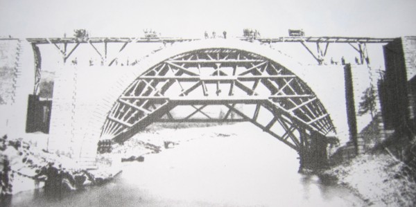 Le pont Carnot en construction (v. 1870)