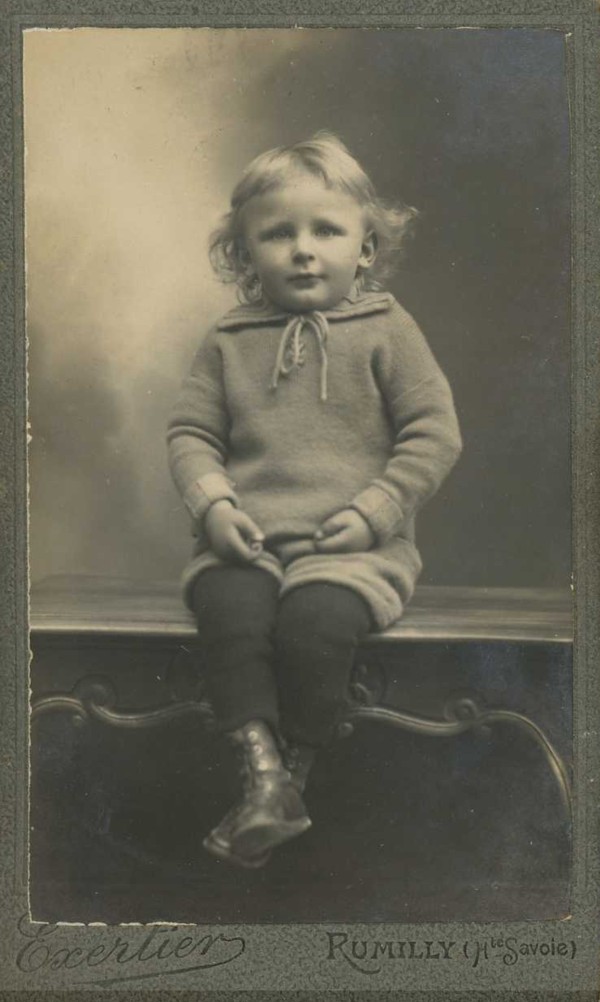 Enfant blond (v. 1900)