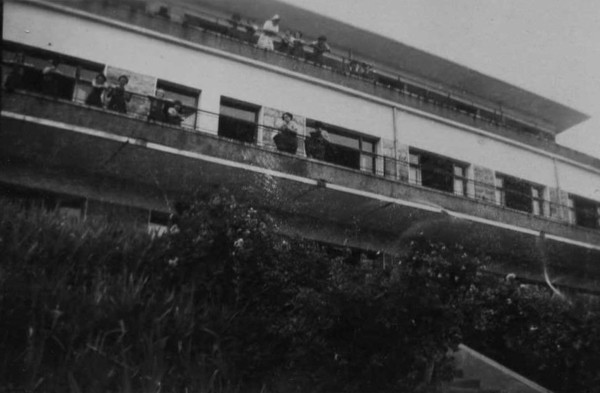 Le Rayon de Soleil, saluts de départ (1951)